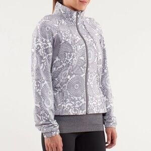 Y2K Lululemon Travel To Track Jacket *Print Beachy Floral White Fossil Sz6 Rare
